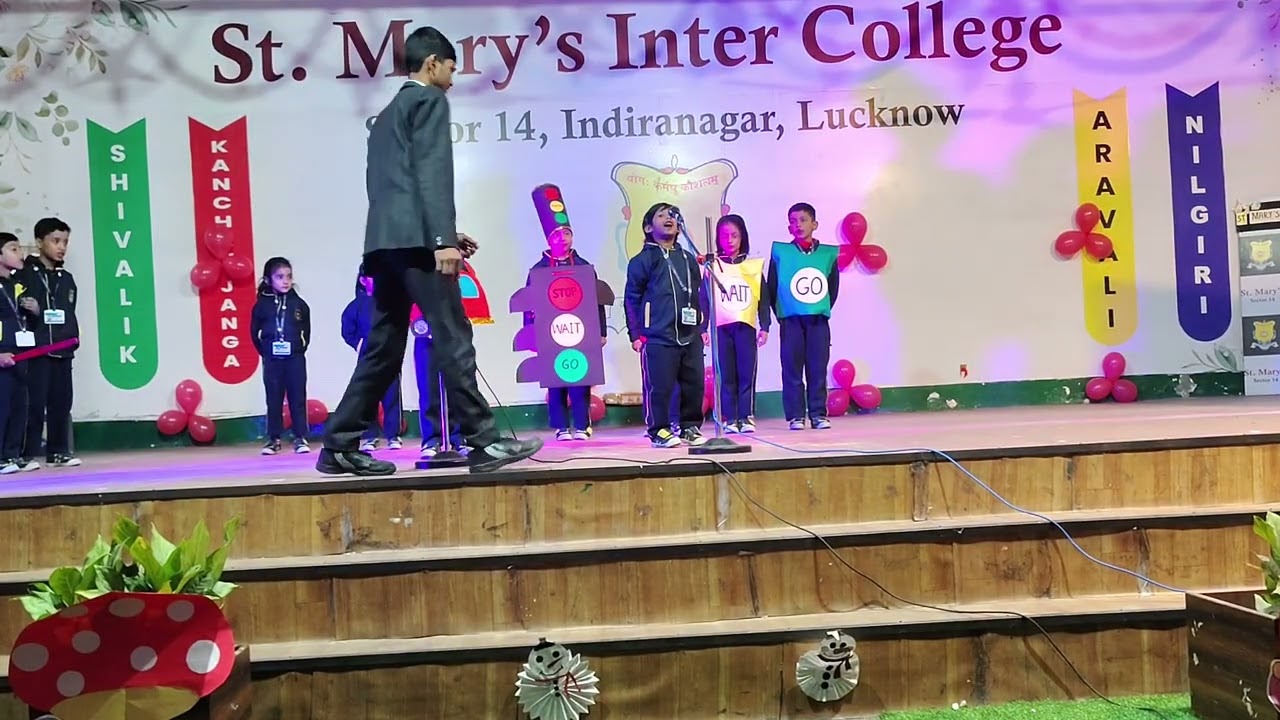 Traffic light and safety rules by class Ukg - B