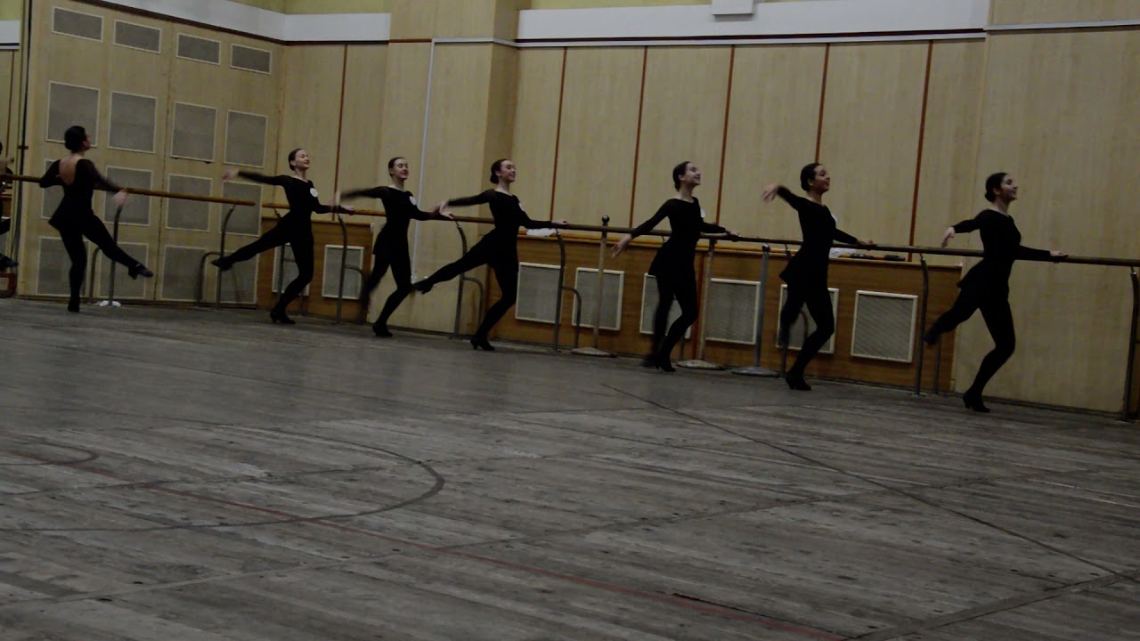 DSC 4565_2021 Студія 30_ IIIсеместр_ Нарсцен_дівчата