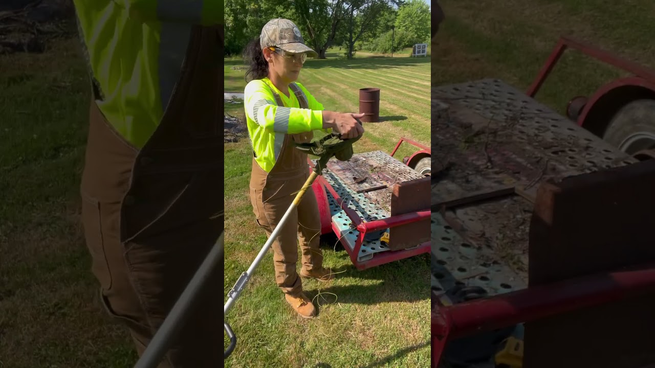 How to RESTRING a DeWalt weed trimmer in 24 Seconds #howto #directions #dewalt #diy