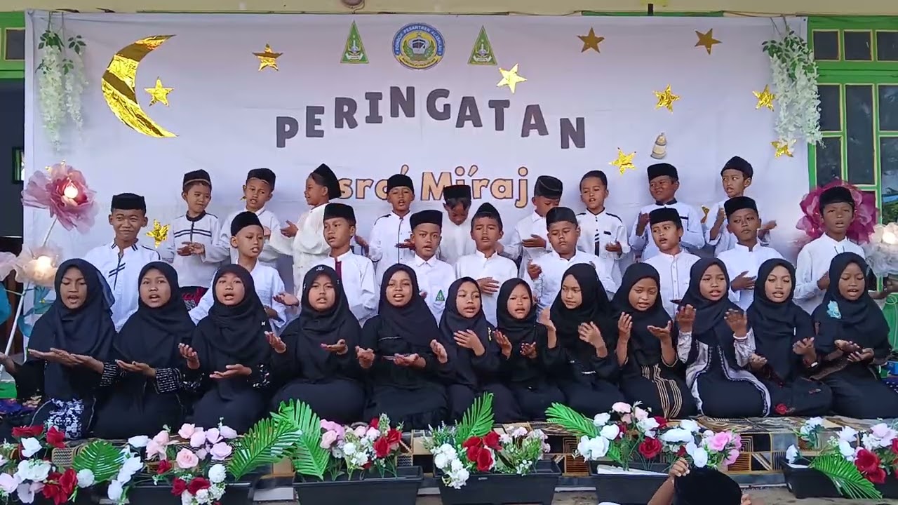 Penampilan sholawat kelas 4