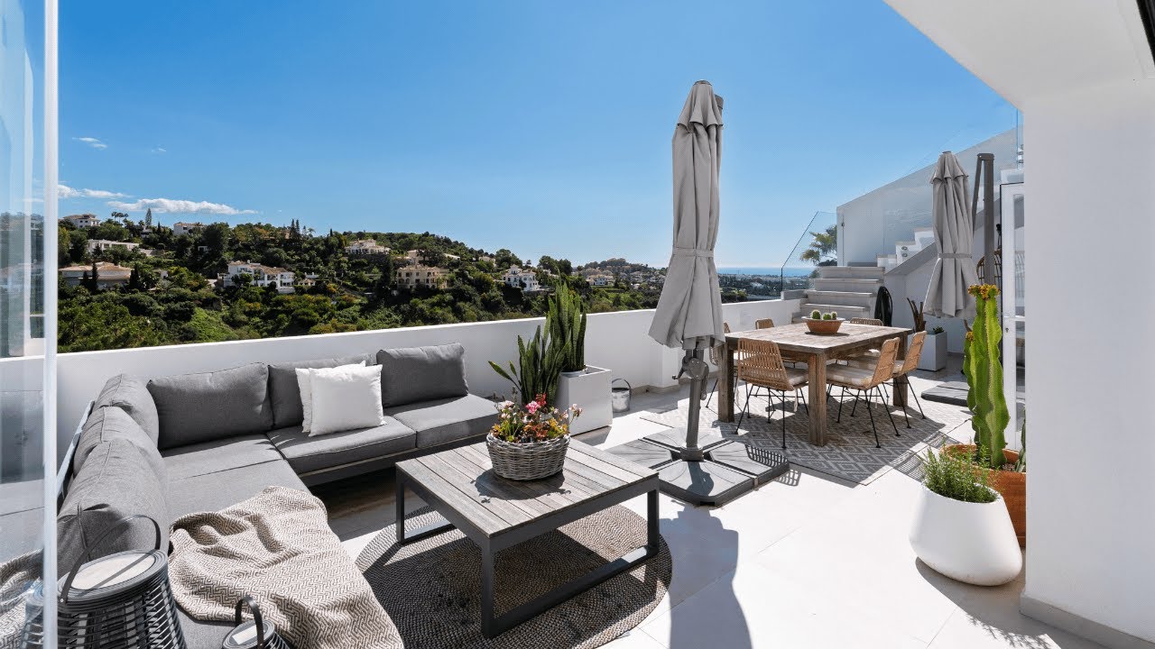 1.195.000&euro; La Quinta Marbella Penthouse 365 m&sup2; DV3454