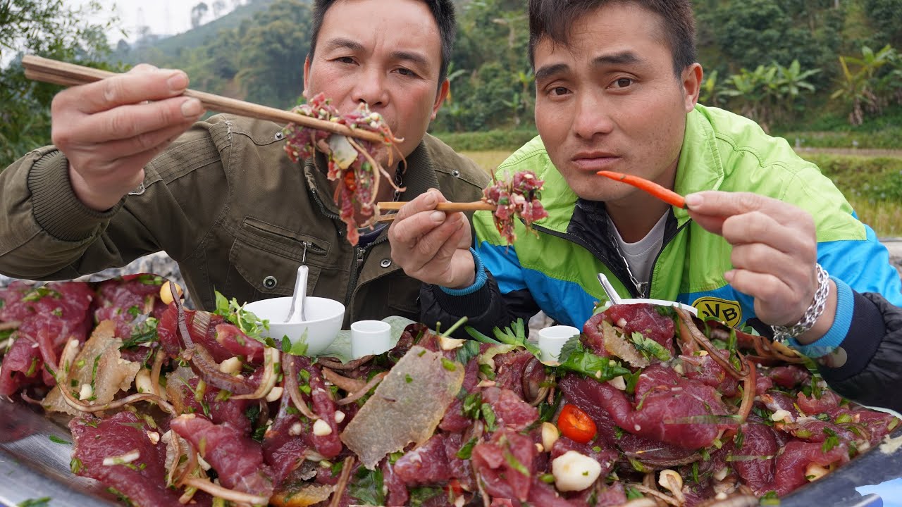 Món thịt nộm sống (lạp sống)