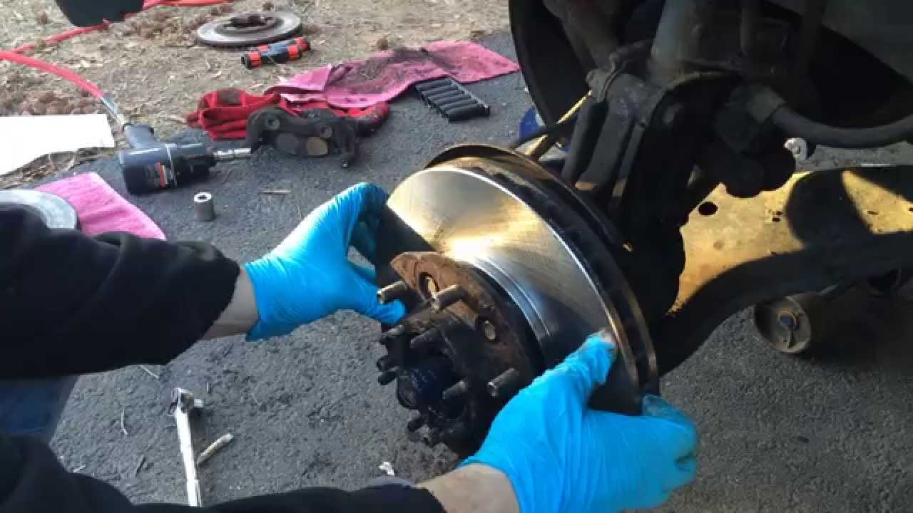 1999 Nissan Pathfinder Front Brakes
