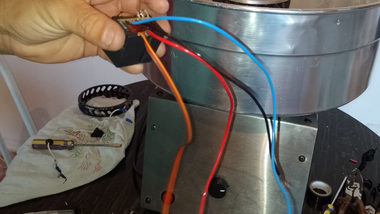 Controlador de temperatura da Máquina de Algodão Doce Ruim o que pode causar isso? Como trocar.