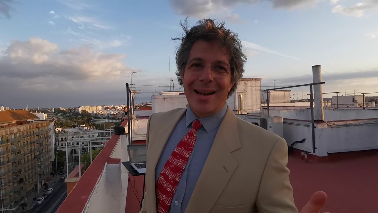Luciano Miotto, el cantor de la calle Arjona