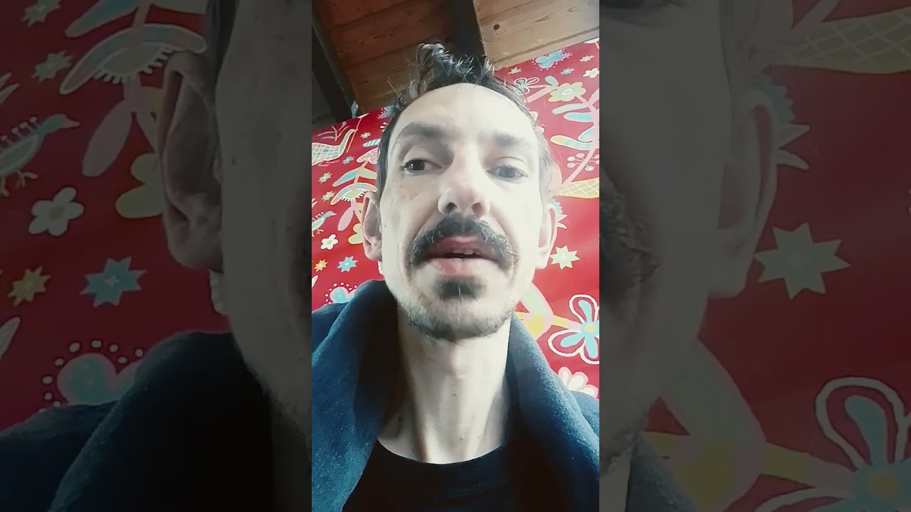 DZIŚ SWOJE 63 URODZINY OBCHODZI JACK IRONS PERKUSISTA GRUP RED HOT CHILI PEPPERS ORAZ PEARL JAM