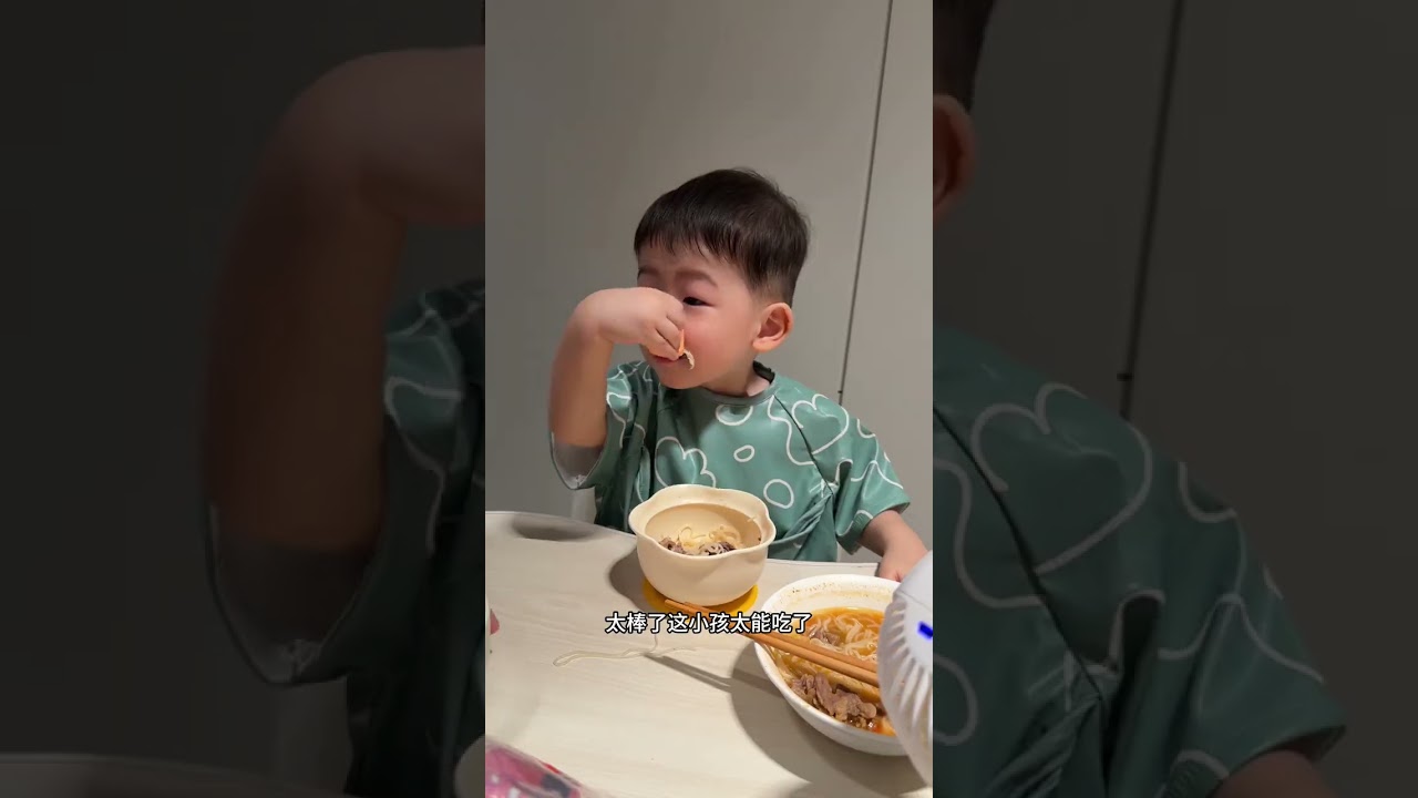 Here comes Xiaopai s vlog Oh my goodness This kid is so smart now that he can be raised li