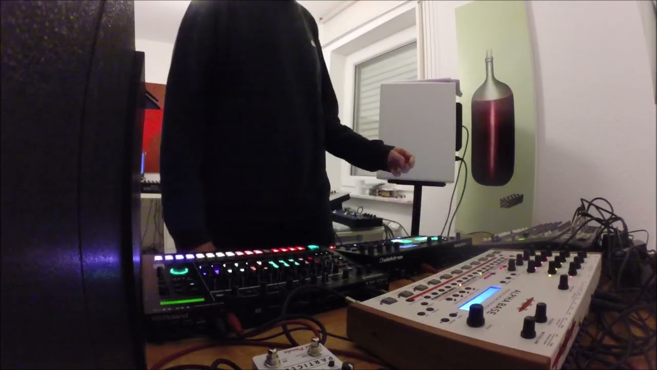 Mister Jay - LiveJam #05 - Analog [Micro, Deep, Minimal]