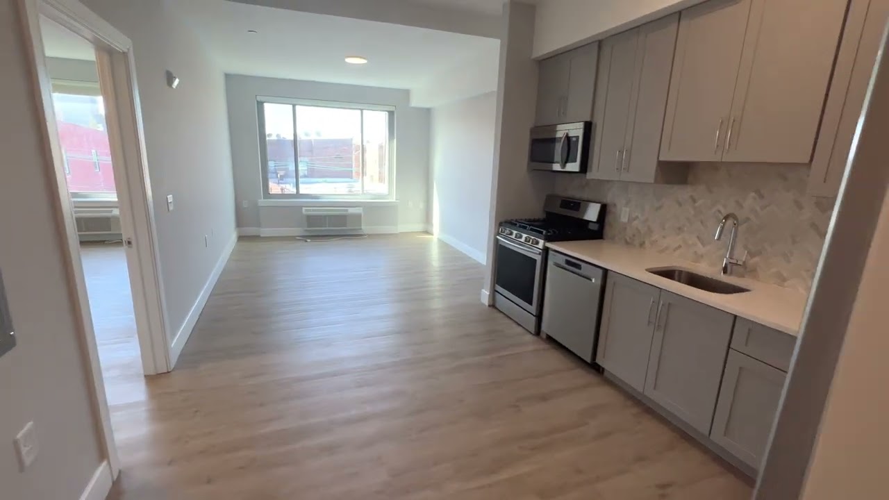 134 Baldwin Ave., #405, Jersey City, NJ 07306