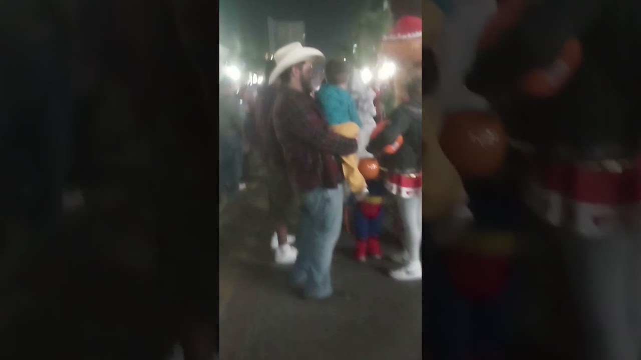 Chaparron showstj parte 5 castrando en hallowen 2025 