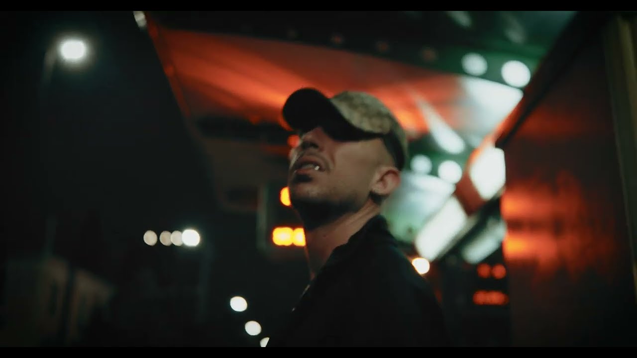 Vegas Jones - Bussole feat Silent Bob (Visual)