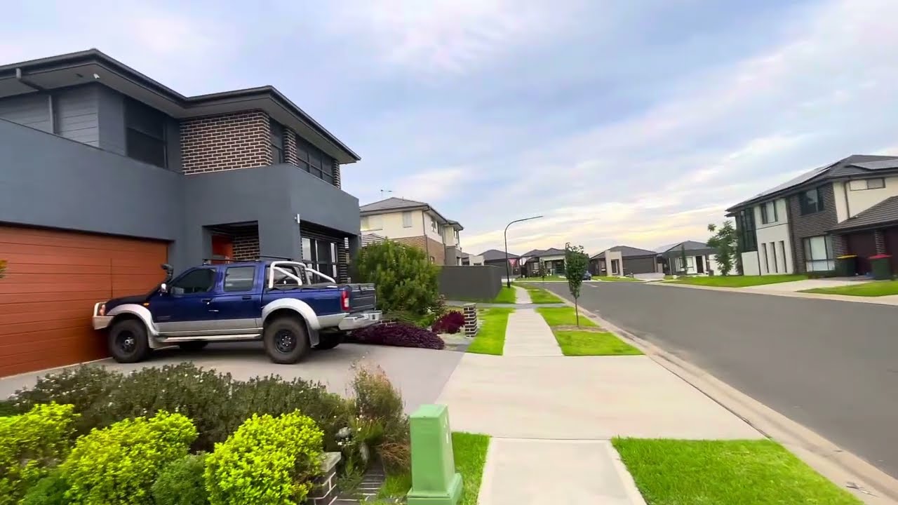 Sydney Australia [4K Walk] Grantham Farm In this Exclusive suburb in Sydney's Northwest NSW 2024