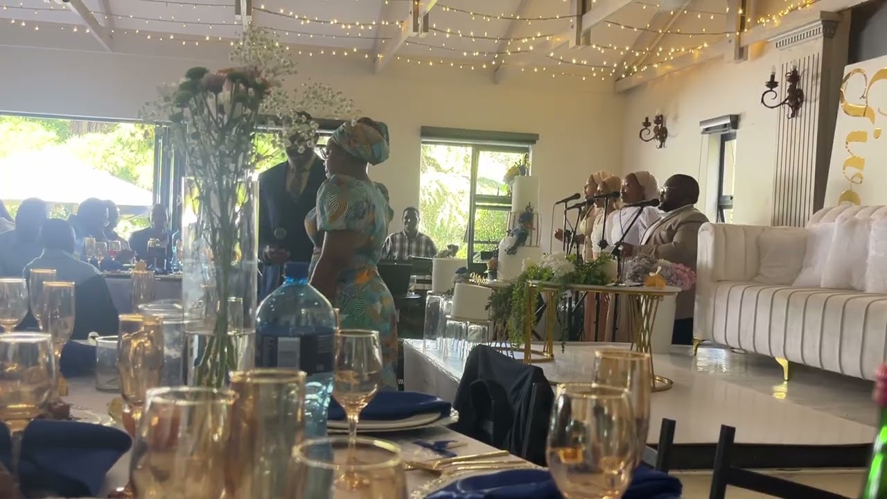 Chorus: Ubuhle Bendoda Inkomo Zayo
