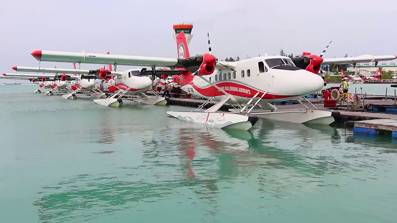 Maldivian seaplane, DHC-6 Twin Otter, Male - Meedhupparu