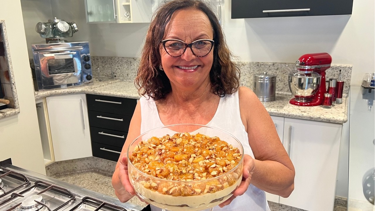 Torta de Banana na Taça | Delícias da Eleni