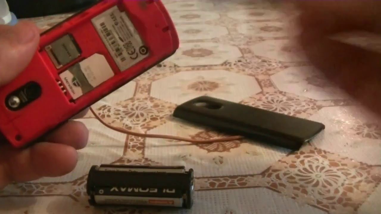 Как подключить мобильник от пальчиковых батареек How to connect your cell phone from AA batteries
