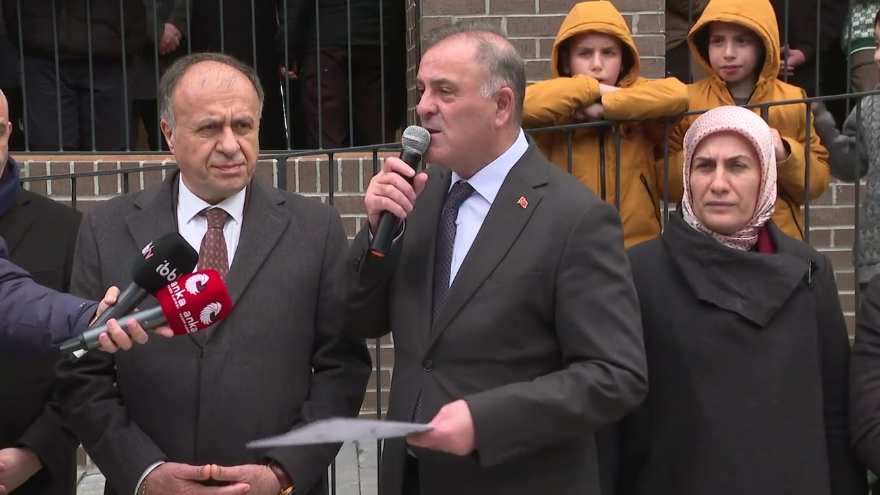 Elmalılı Hamdi Yazır Camisi cuma namazıyla ibadete açıldı