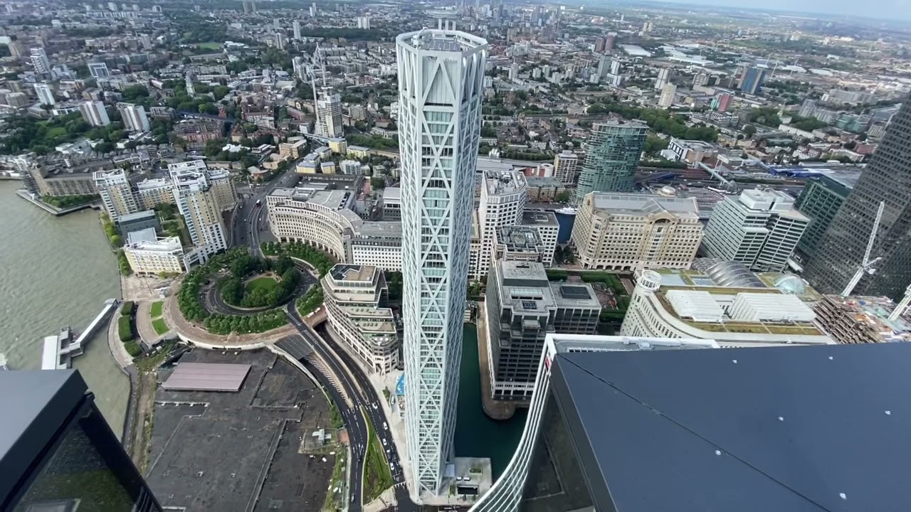 Lift Surfing & Rooftop in Landmark Pinnacle || Lift Surfing Adventure in London