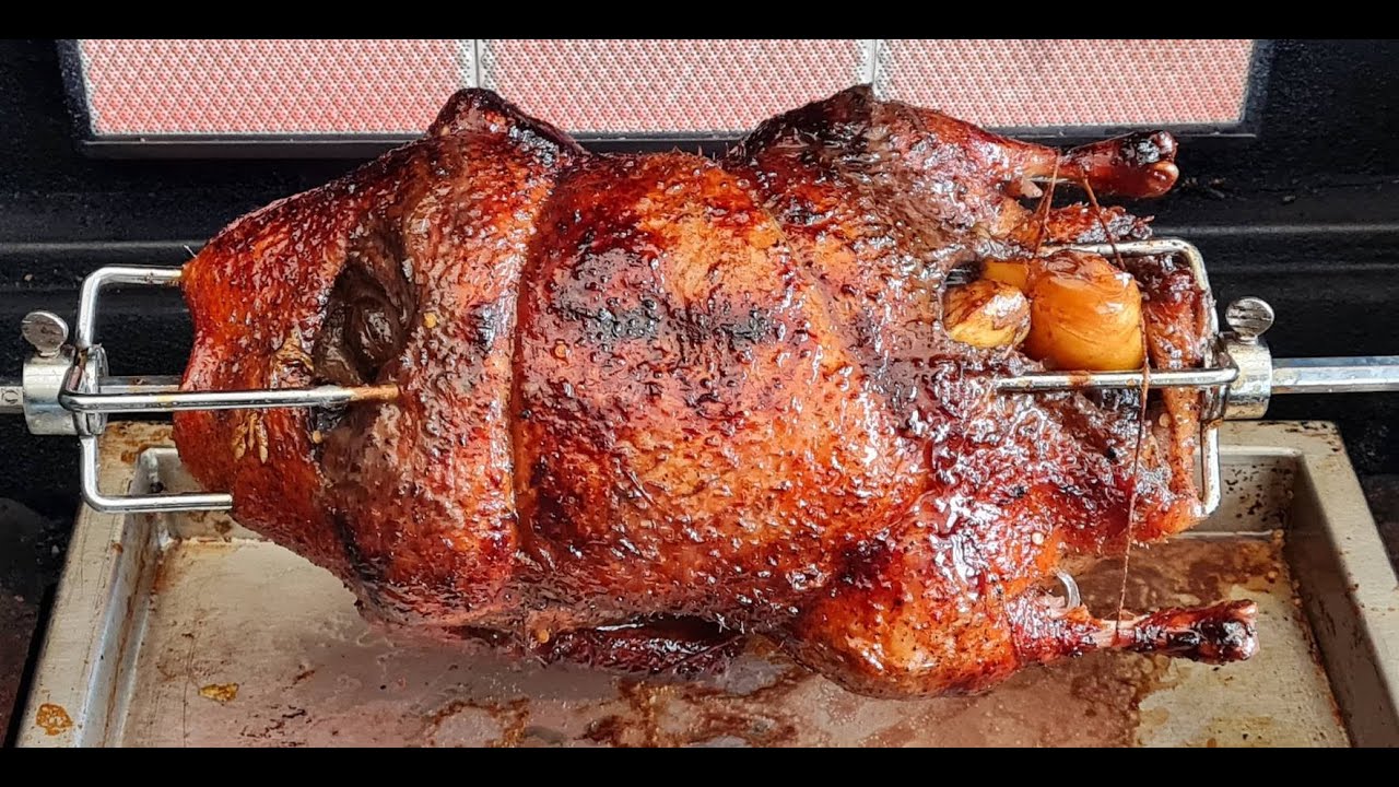 Ente vom Drehspieß - Gasgrill schmeckt nicht nur im Winter.