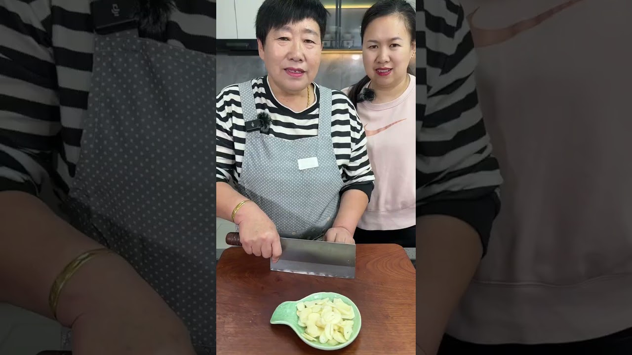 #腌脆皮辣椒 冬天的脆皮辣椒你就像我这么做，好吃下饭，一起学着做吧！简单易学真实有效