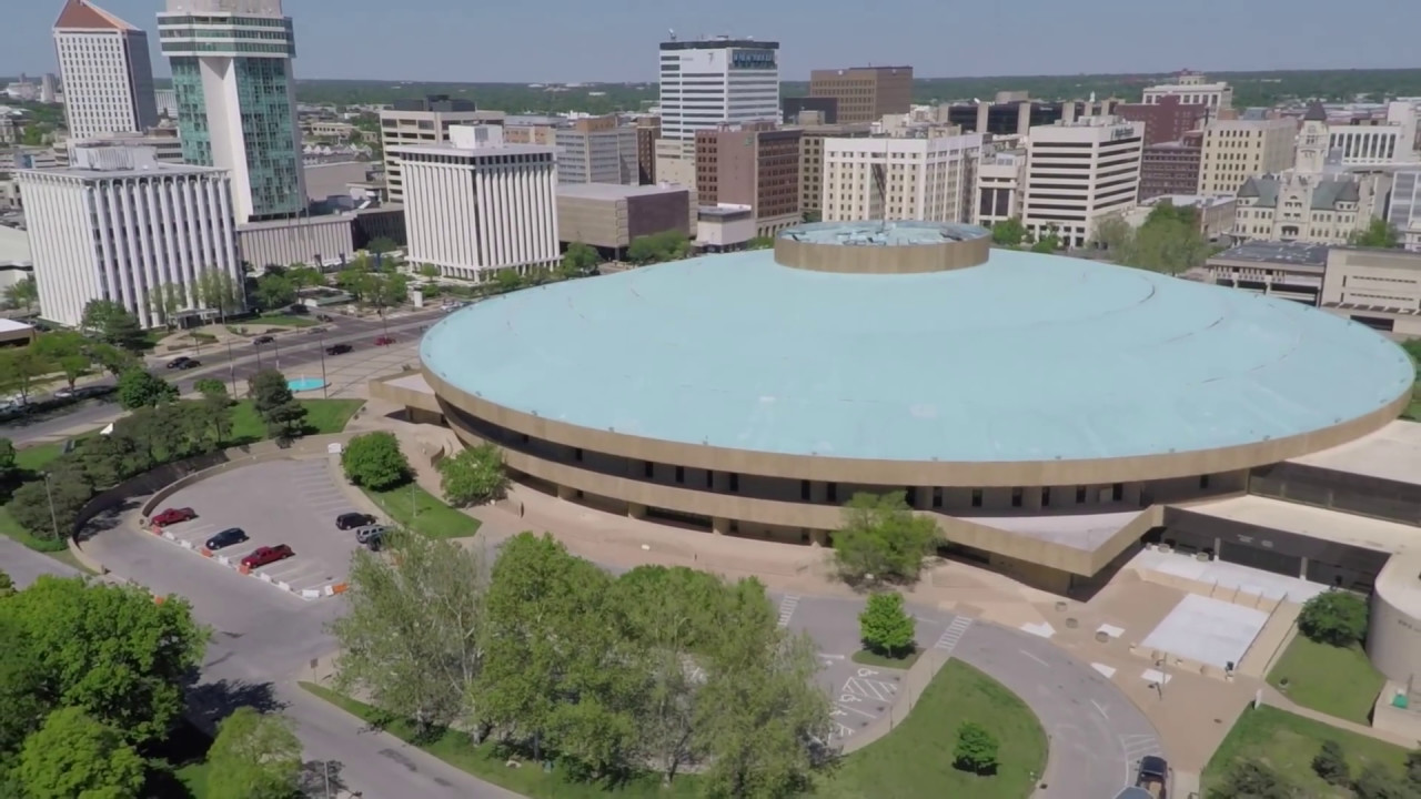 Quick Flight Around Downtown Wichita, KS