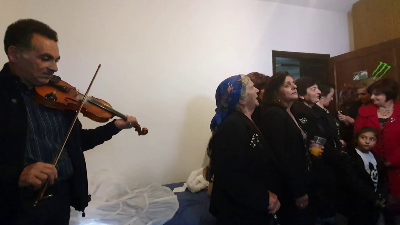 Γάμος στην Αρχίπολη Ρόδου (Ντύσιμο Γαμπρού) 14/12/19)