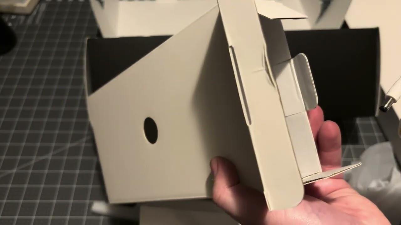 Govee LED strip with cover unboxing