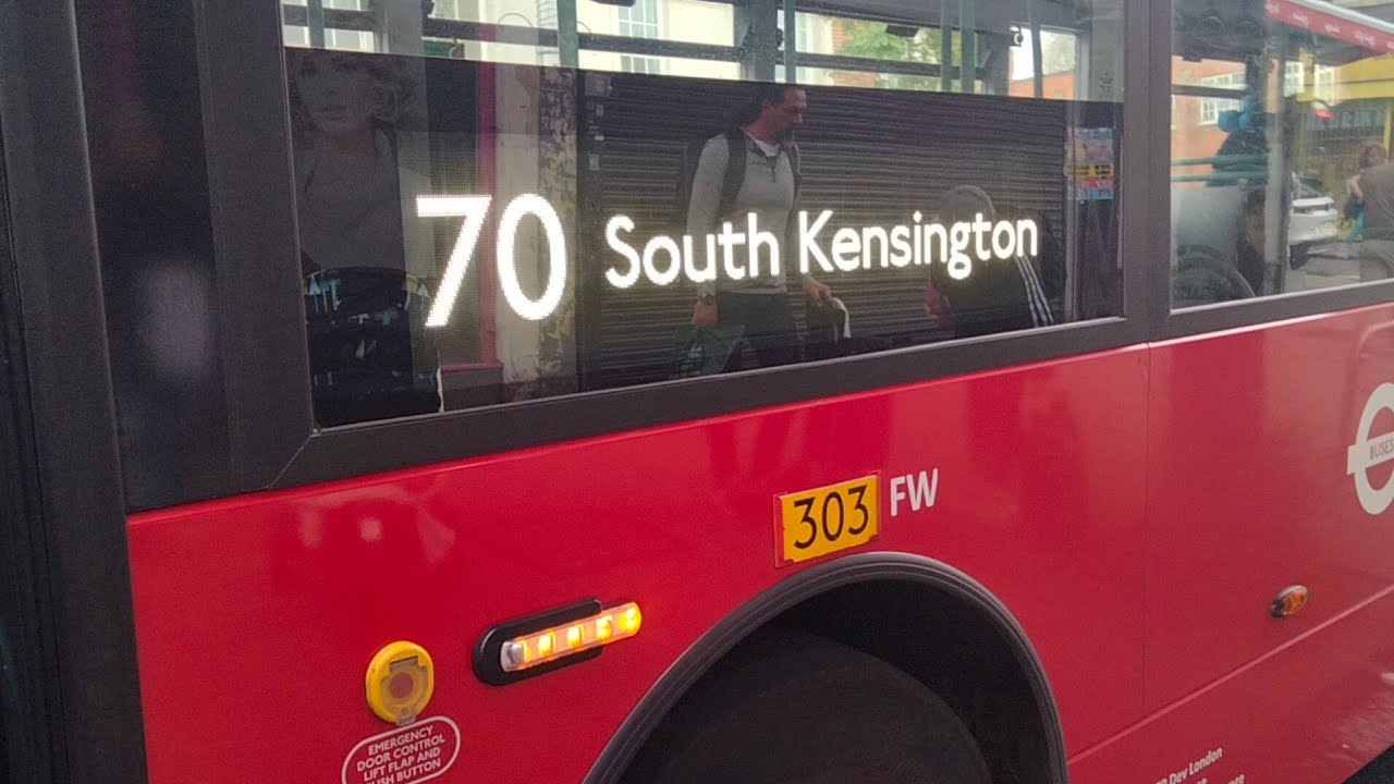 LED Blinded 70! Route 70 Towards South Kensington.