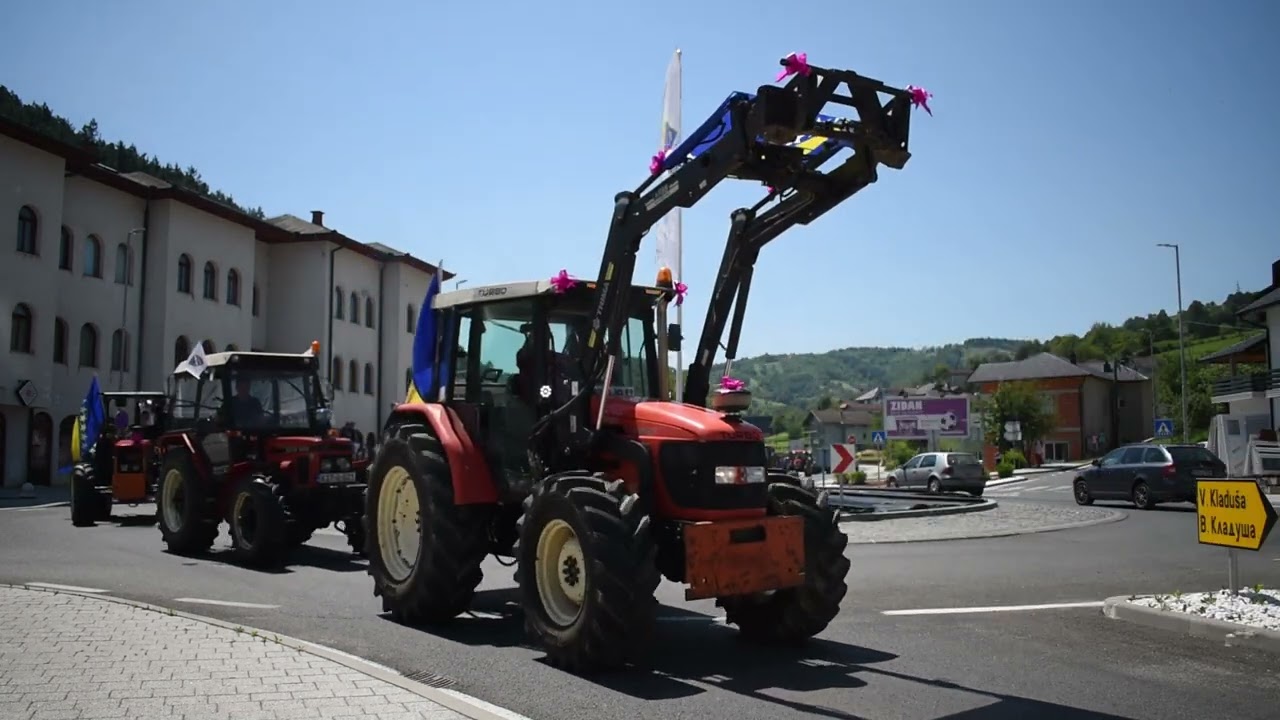 DRUGA Bužimska Traktorijada- DEFILE (1. dio)