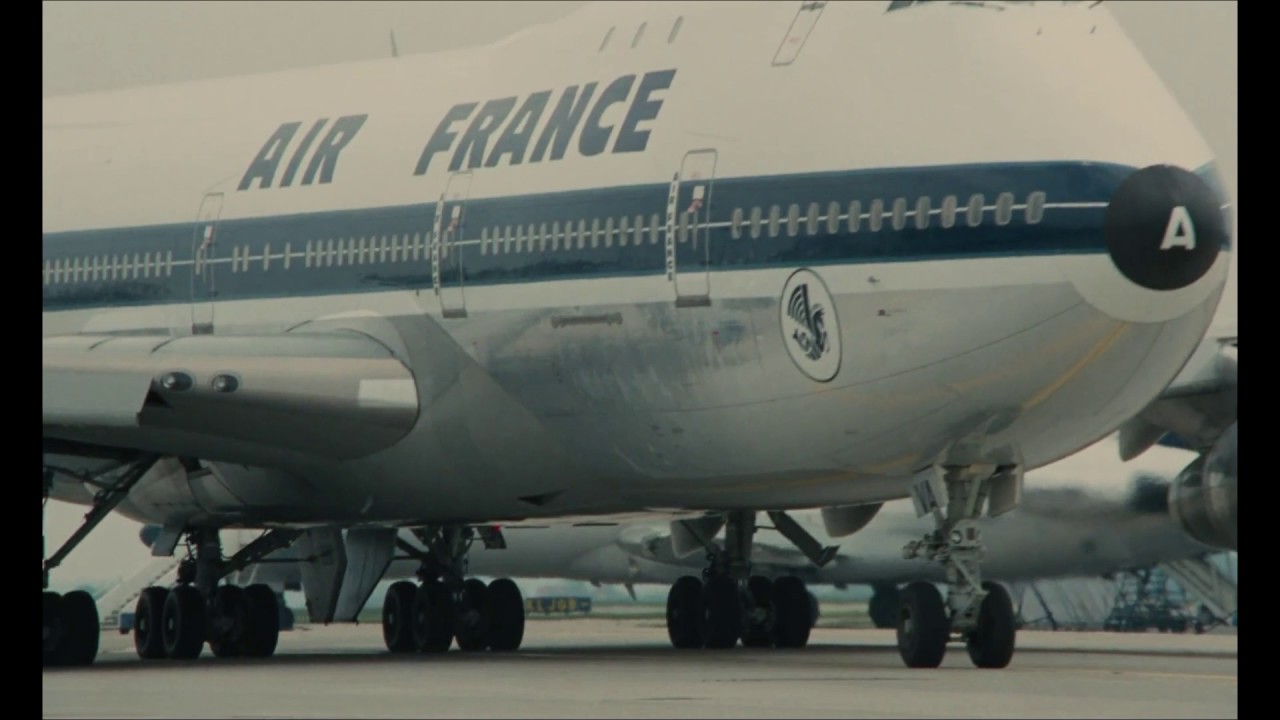 Boeing 747-100 air france &agrave; roissy au roulage en 1973