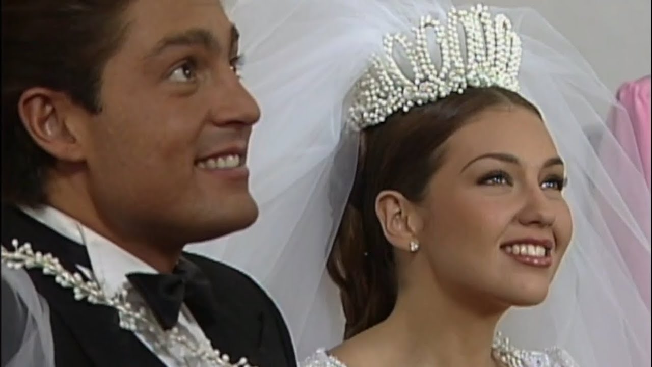 ¡La boda de María y Luís Fernando! | María la del Barrio - Televisa