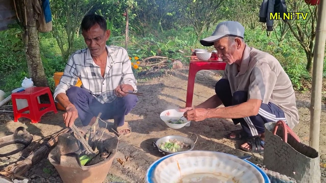 năm mới nhưng cảnh cũ người xưa.