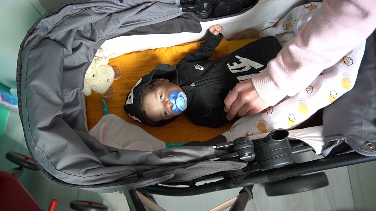 hoe leg ik mijn reborn in de kinderwagen 2021! #vlog107 #kinderwagen