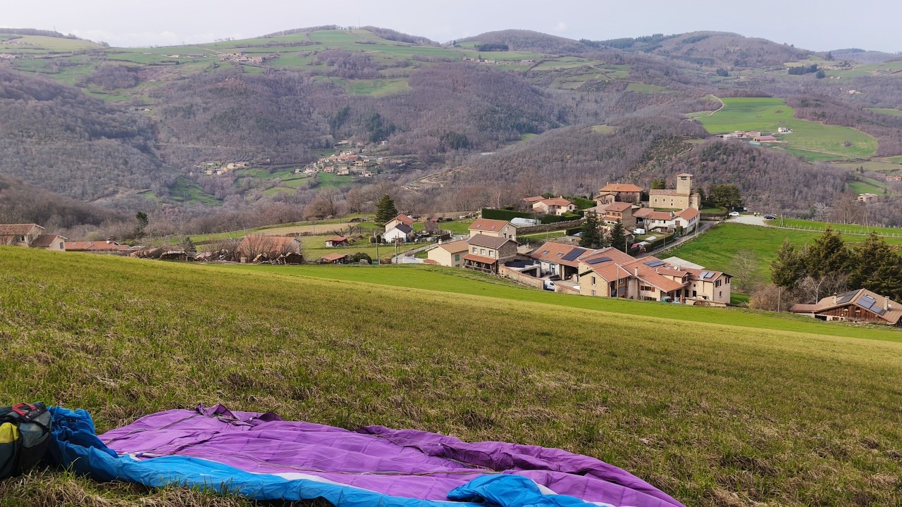 Parapente CHATEAUVIEUX  Yzeron    mini plouf du 6 Mars 2026     Robert QUICOT