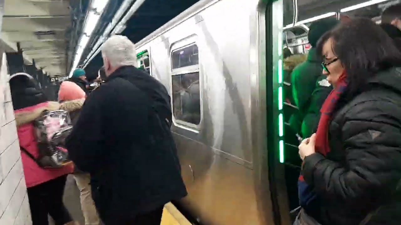 MTA NYC Subway: IND Crosstown Line: Court Sq Bound Kawasaki R211A (G) Train @ Bedford-Nostrand Avs