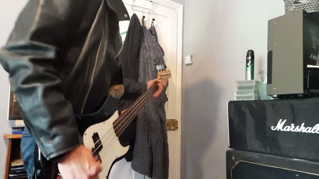 The Stranglers - Down In The Sewer (bass cover)