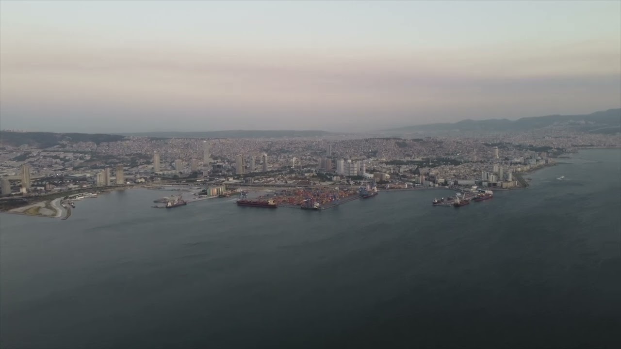 İzmir Körfezi Drone Çekimi 2025