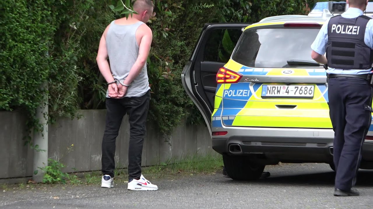 5 M&auml;nner rauben Parfum  - 3 festgenommen in Bonn-Holzlar am 03.07.21