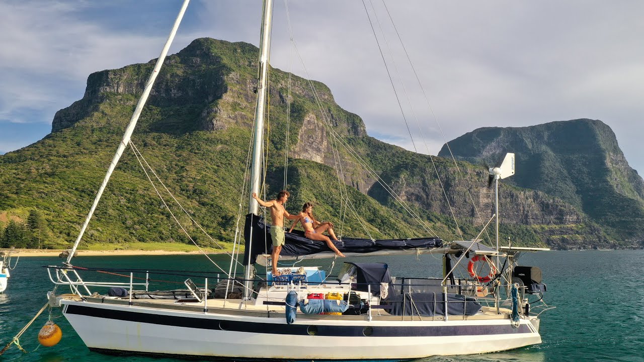ПРОДАЕТСЯ ЛОДКА + ЭКСКУРСИЯ НА БОРТУ: Вся наша жизнь на 35-футовой лодке ⛵️