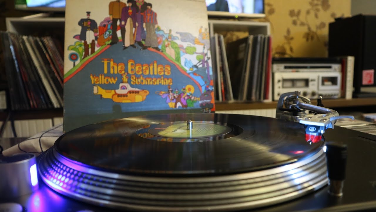 The Beatles – Yellow Submarine ( Vinyl) #TheBeatles #YellowSubmarine #recordplayer  #vinyl #record