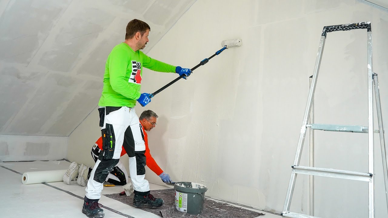 Wände spachteln mit Silikat Rollspachtel und Spachtelvlies