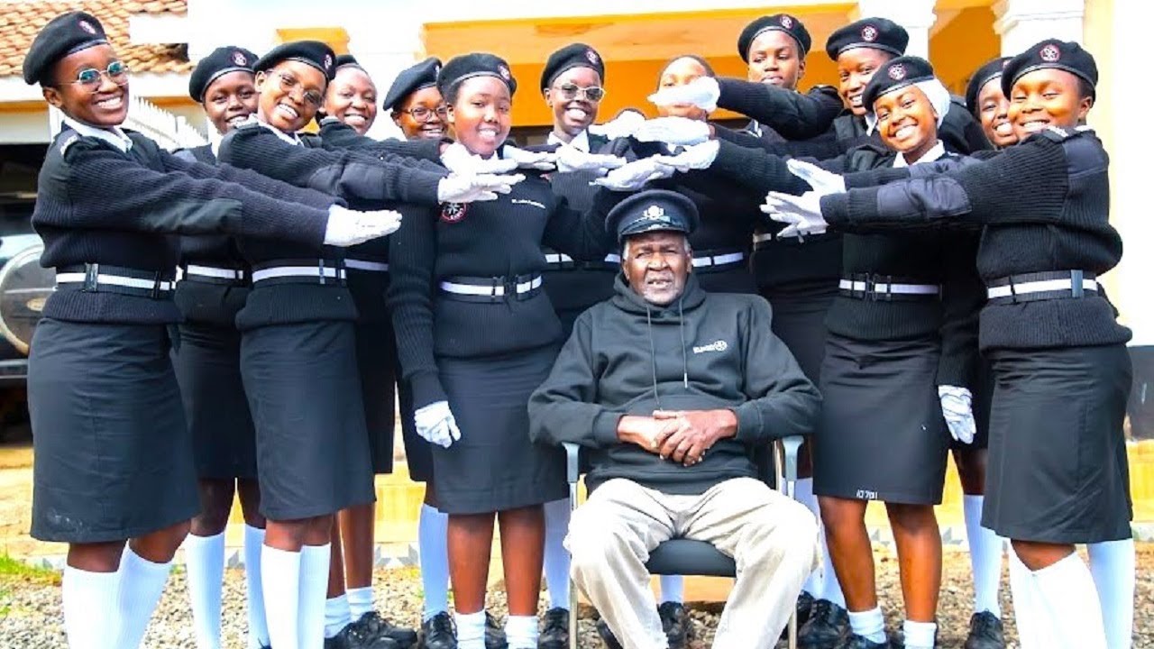 KIPSIGIS GIRLS' ST. JOHN CLUB VISIT TO MR MICHAEL SOI