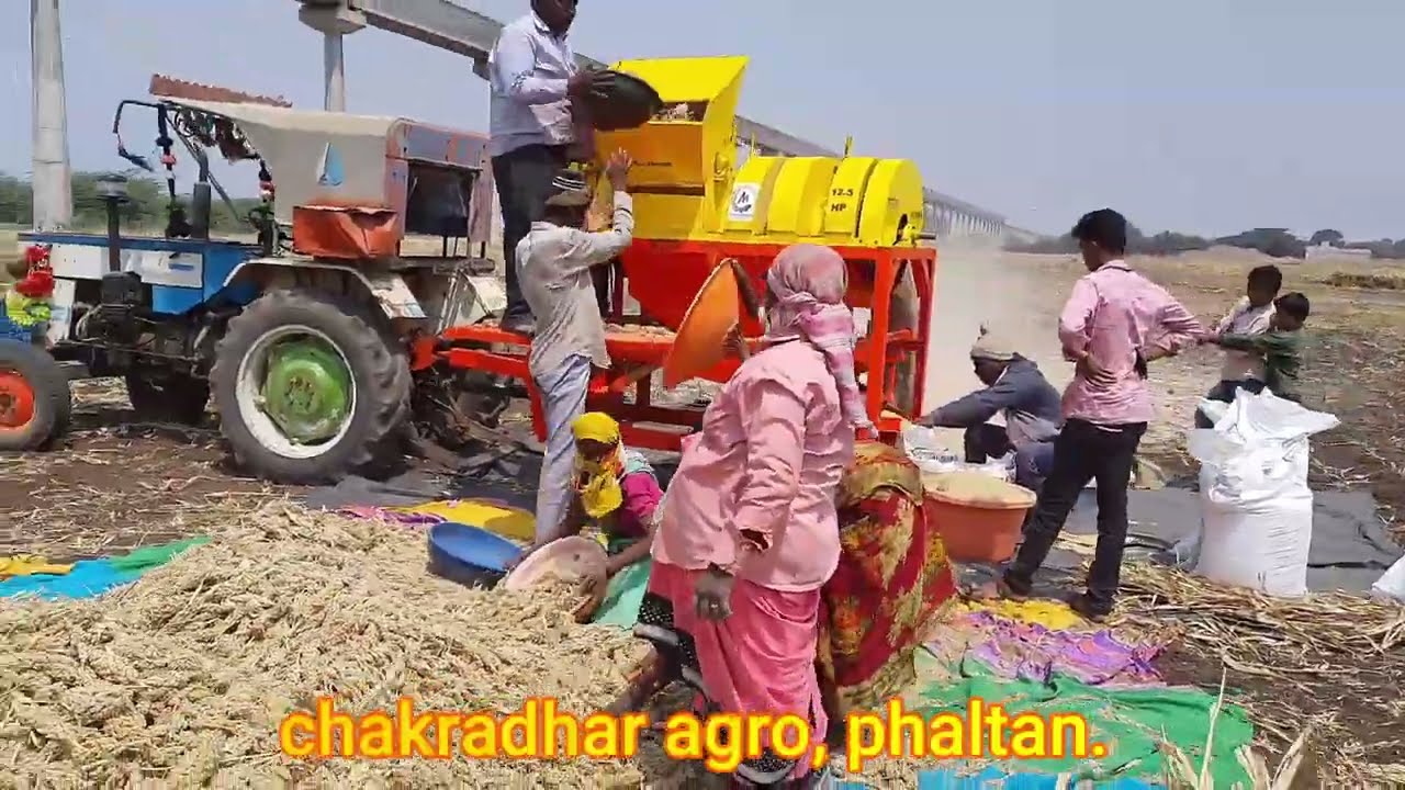 12.5 hp hopper self feed on swaraj 735