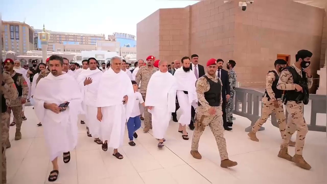 Prime Minister Shehbaz Sharif Departs for Makkah After Prayers at Masjid-e-Nabawi