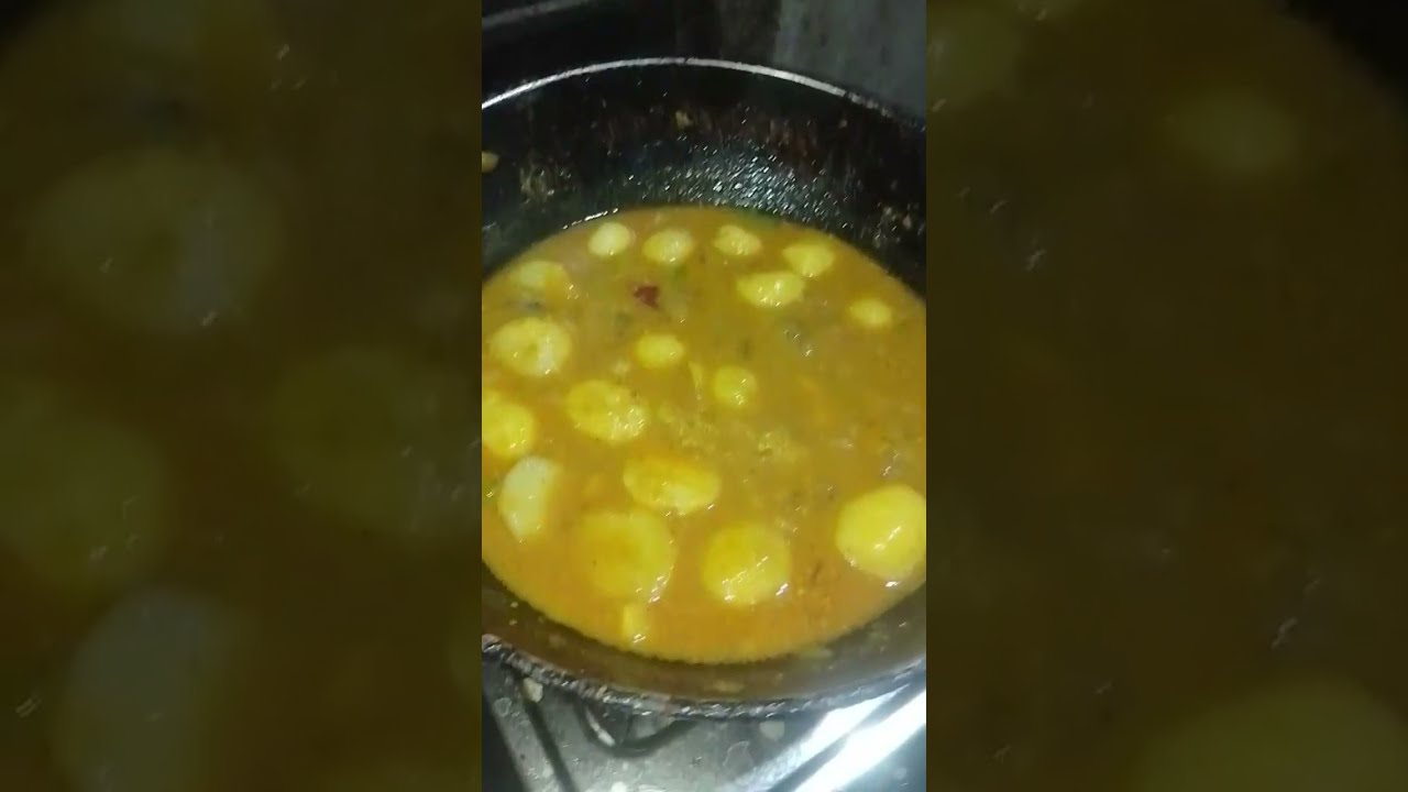 Dum Aloo. Aloor Dom. আলুর দম ।