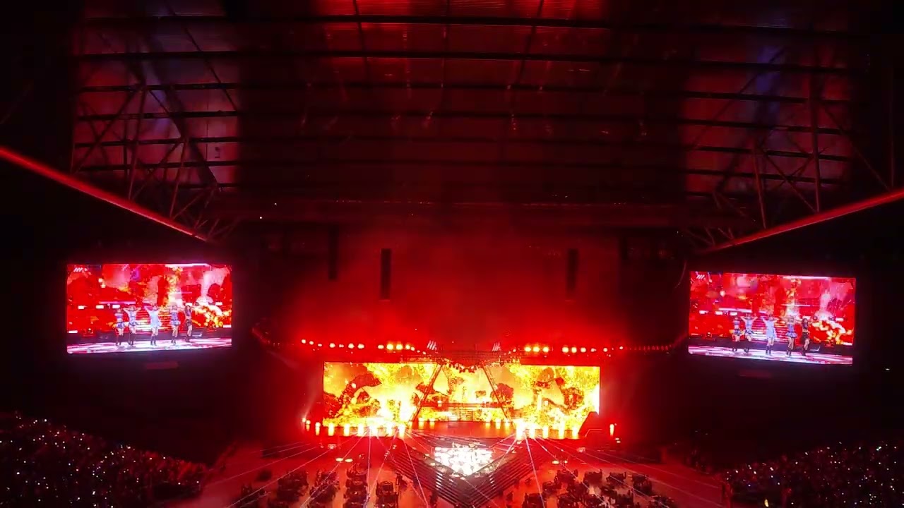 AAA 2023 - LE SSERAFIM Performance
