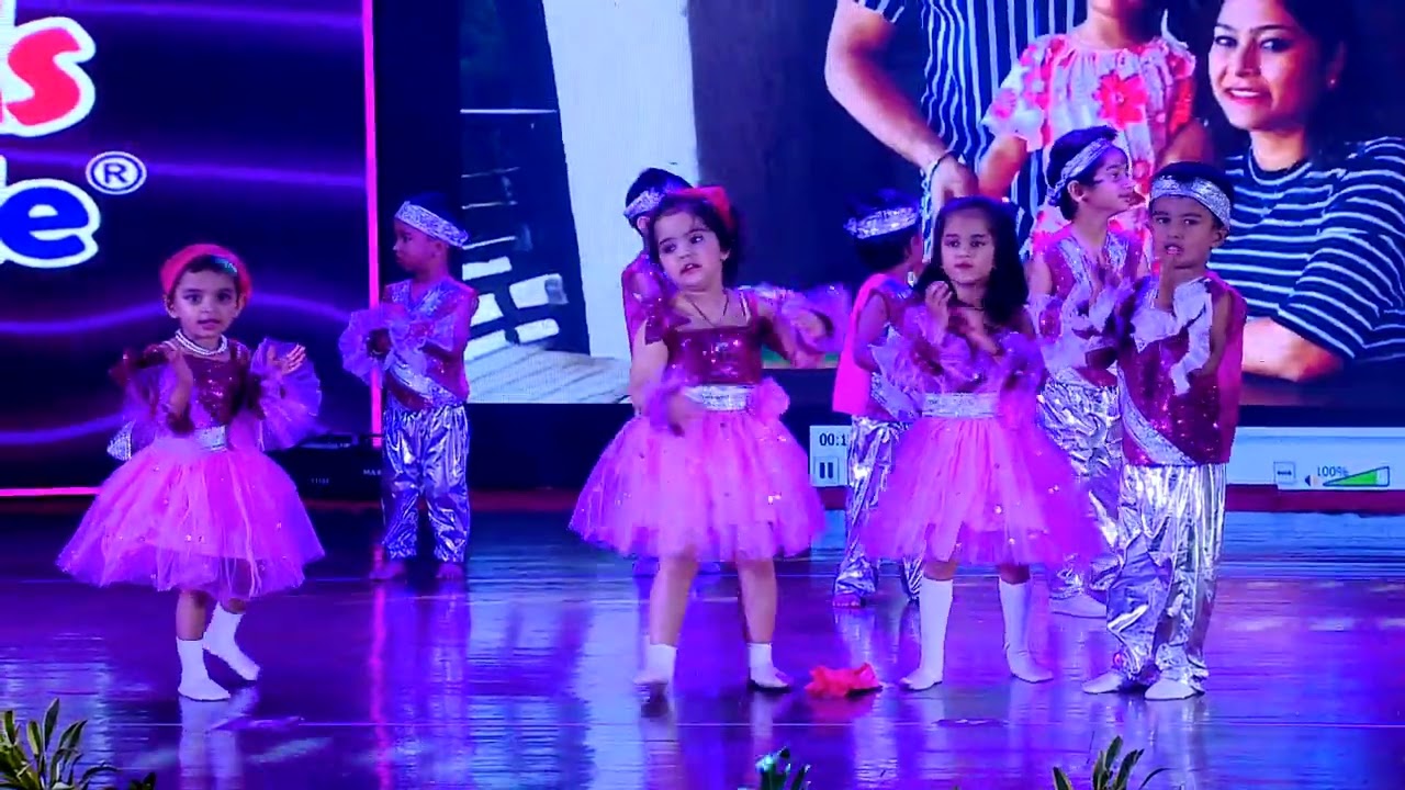 Kids Castle Preschool Annual Day BUZZ 12- VARTHUR Song-Shringara (Love)