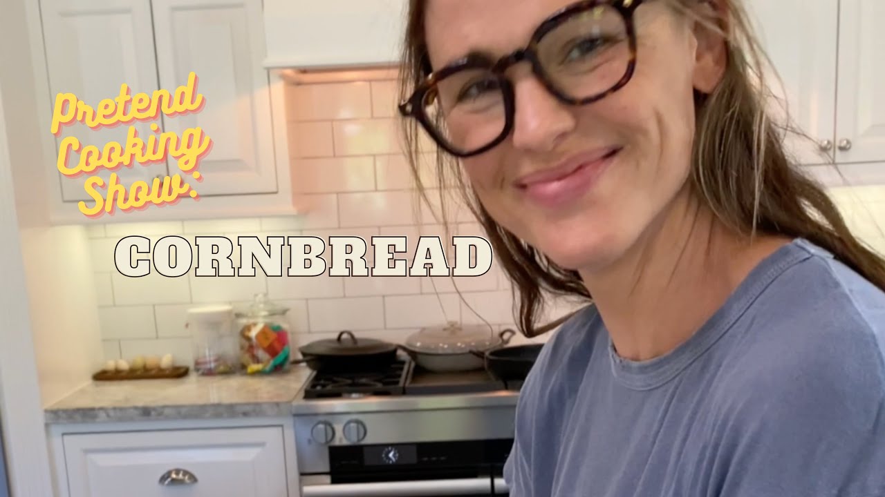 Pretend Cooking Show: Grandmom's Cornbread