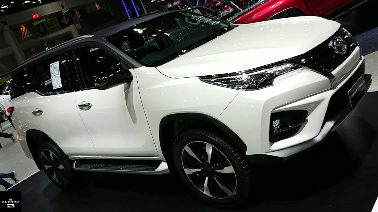 พาชม 2020 Toyota Fortuner 2.8 TRD Sportivo 2 Black Top 4WD ภายนอก ภายใน