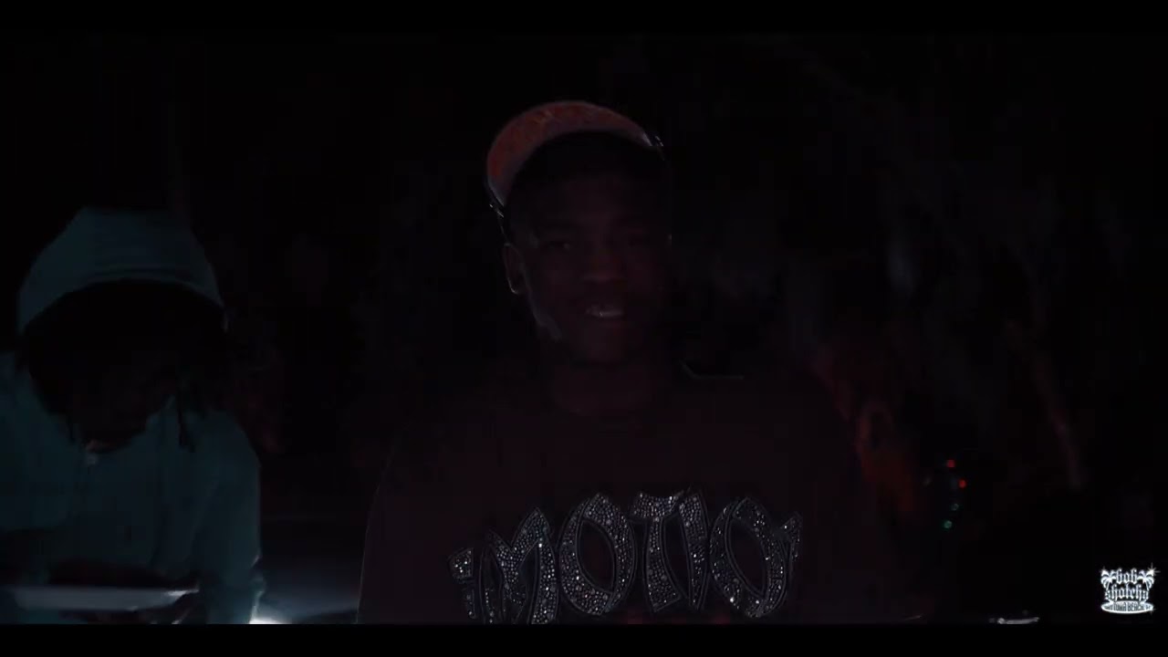 Fooliesuperlow ft Na$h - phones hittin